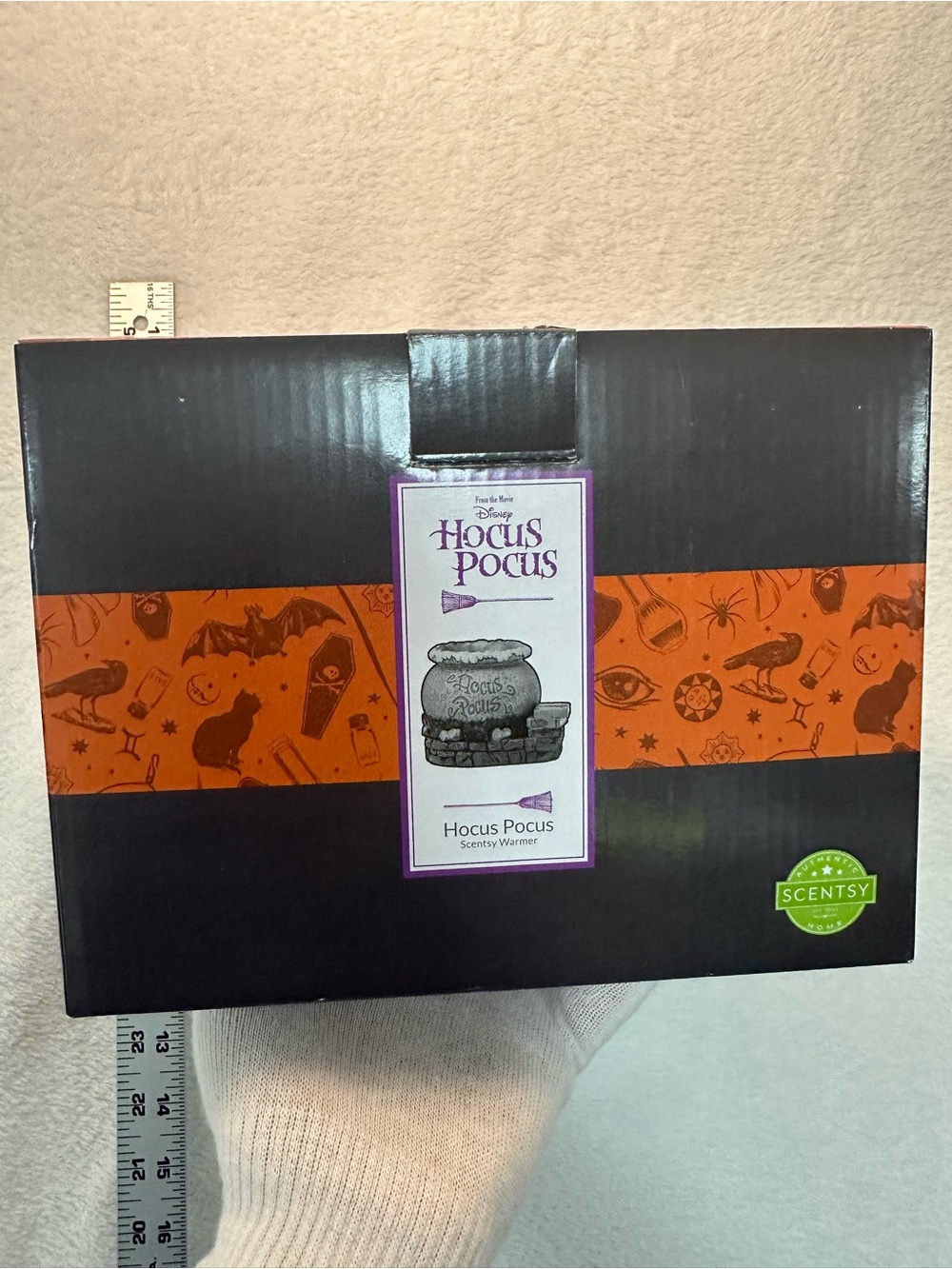Scentsy Disney’s Hocus Pocus Wax Warmer 1 unit - Picture 3 of 8